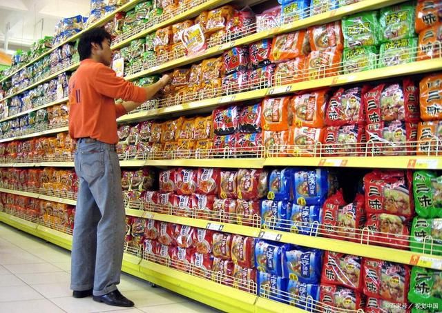 方便食品進(jìn)入熱銷(xiāo)時(shí)期，供不應(yīng)求狀況持續(xù)